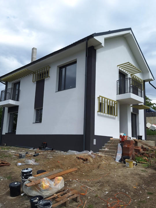 Casa individuală cu CF, 120 mp utili, semifinisată, zona Sannicoara 