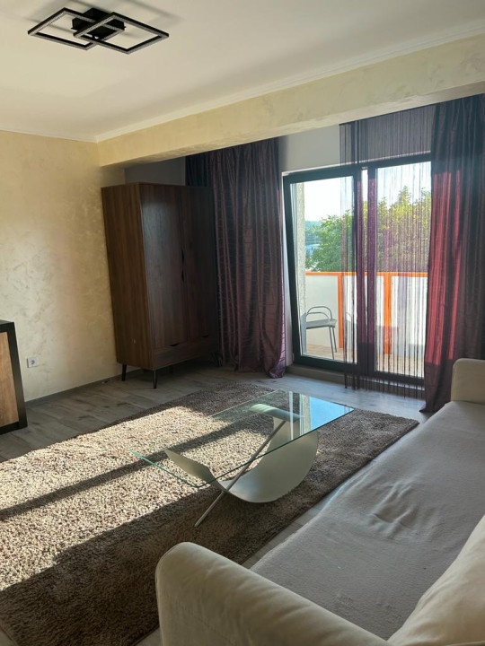 Apartament tip studio, balcon, zona Metro