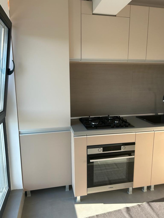 Apartament tip studio, balcon, zona Metro