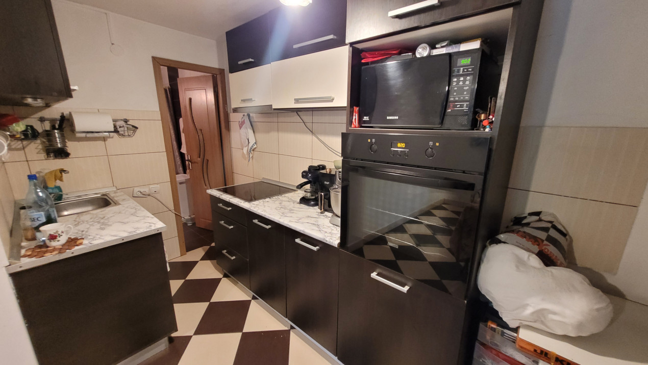 Casa individuala, 1300 mp curte, 180 mp utili, zona Tauti