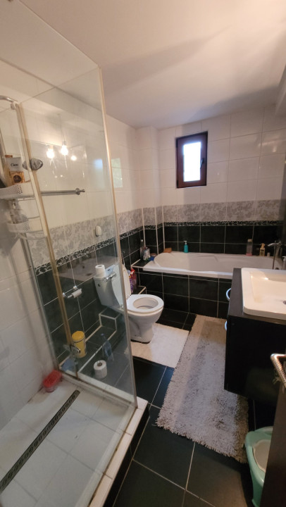 Casa individuala, 1300 mp curte, 180 mp utili, zona Tauti