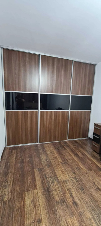 Apartament 2 Camere, Decomandat, Zona Florilor