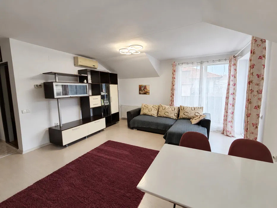 Apartament cu 2 camere, 56 mp, zona Florilor