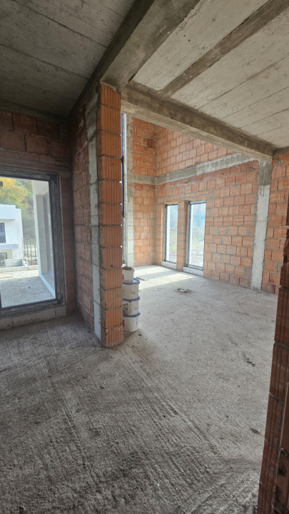 Casa individuala 225mp, 500mp teren, garaj, Roata Faget