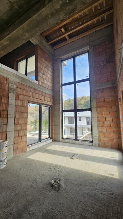 Casa individuala 225mp, 500mp teren, garaj, Roata Faget