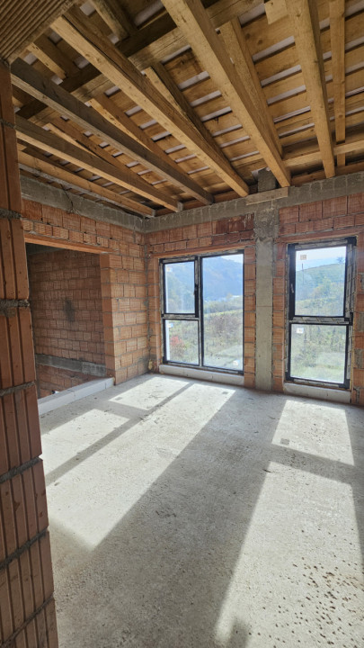 Casa individuala 225mp, 500mp teren, garaj, Roata Faget