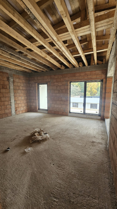 Casa individuala 225mp, 500mp teren, garaj, Roata Faget