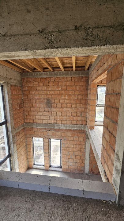 Casa individuala 225mp, 500mp teren, garaj, Roata Faget