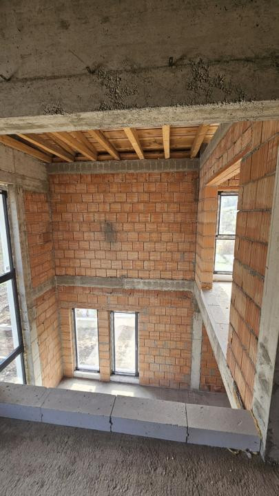 Casa individuala 225mp, 500mp teren, garaj, Roata Faget