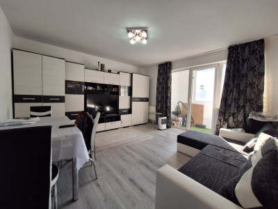 Apartament cu 2 camere, decomandat, 48 mp, parcare, zona Florilor