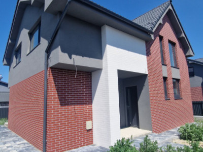 Casa individuala, 142mp, teren de 350mp, zona KM 17