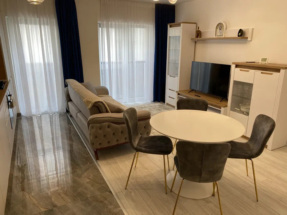 Apartament de vanzare cu 3 camere, 62 MP, zona Iris, la cheie
