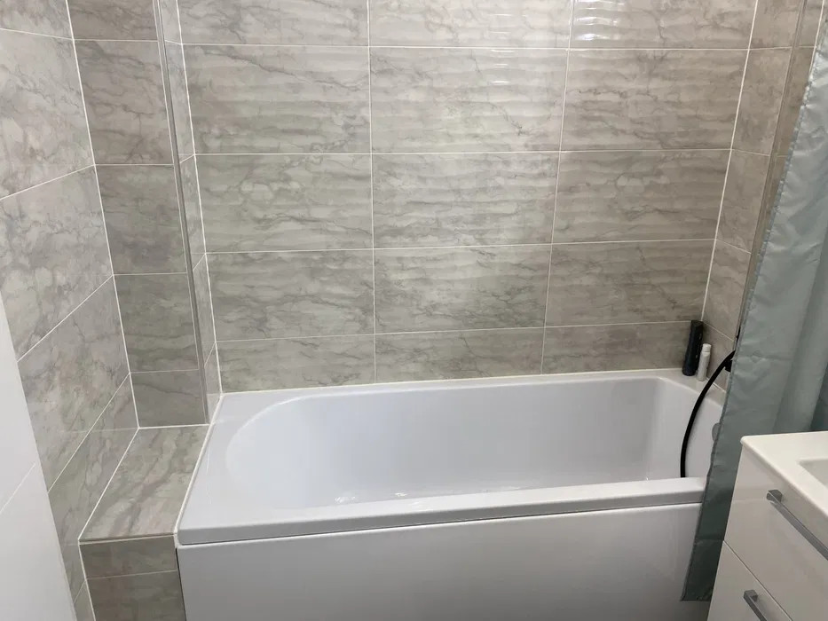 Apartament de vanzare cu 3 camere, 62 MP, zona Iris, la cheie