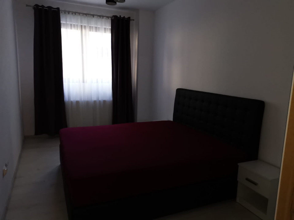 Apartament cu 3 camere, 77 mp, terasa 68 mp, parcare, zona Baciu