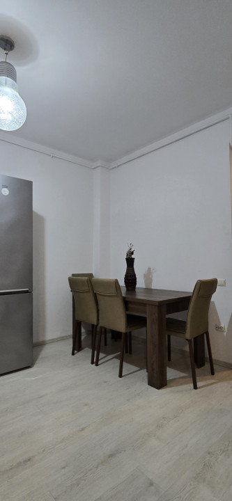 Apartament cu 3 camere, 77 mp, terasa 68 mp, parcare, zona Baciu