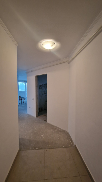 Apartament cu 3 camere, 70mp utili, parcare sub, Dambul R