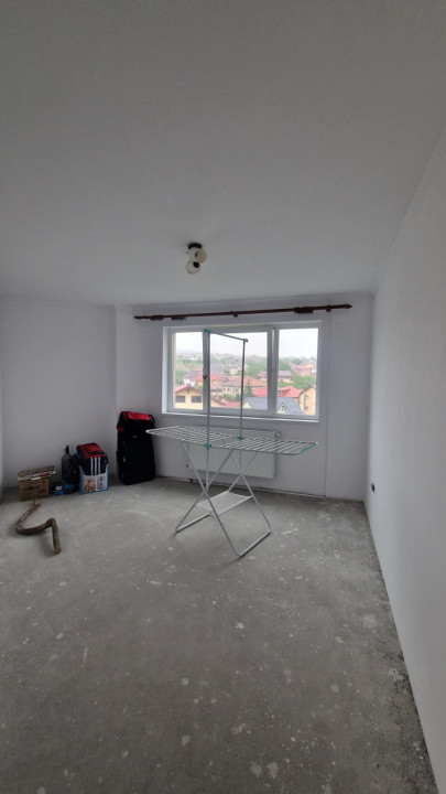Apartament cu 3 camere, 70mp utili, parcare sub, Dambul R