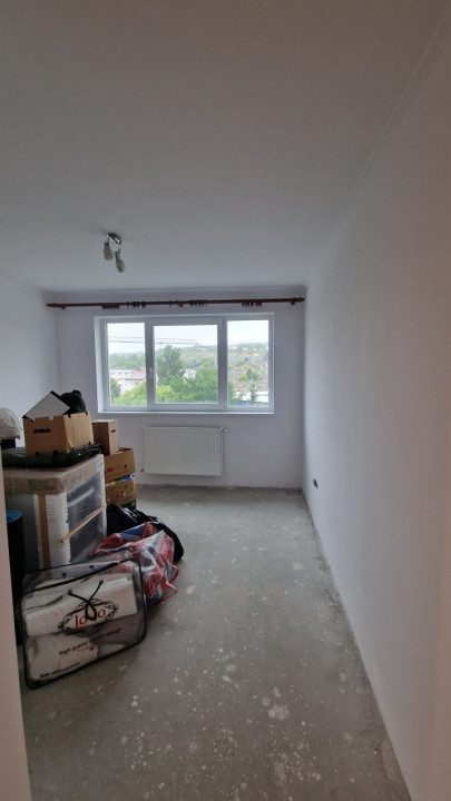 Apartament cu 3 camere, 70mp utili, parcare sub, Dambul R