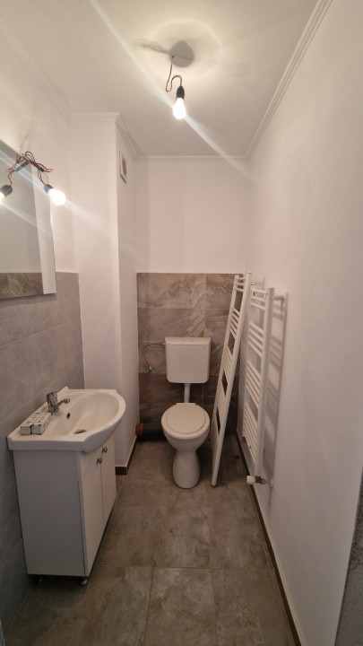 Apartament cu 3 camere, 70mp utili, parcare sub, Dambul R