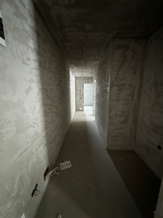 Apartament de 3 camere, 63,80 mp, terasa 73.5 mp, zona Muzeul Apei