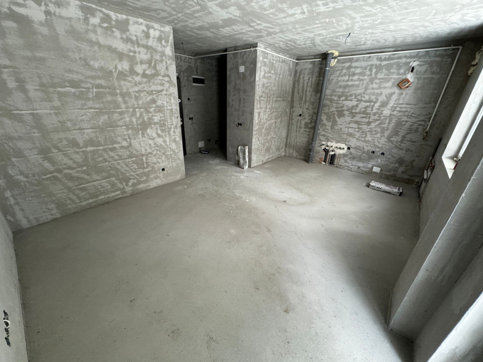 Apartament de 3 camere Finisat 63,80 mp, terasa 73.5 mp, zona Muzeul Apei