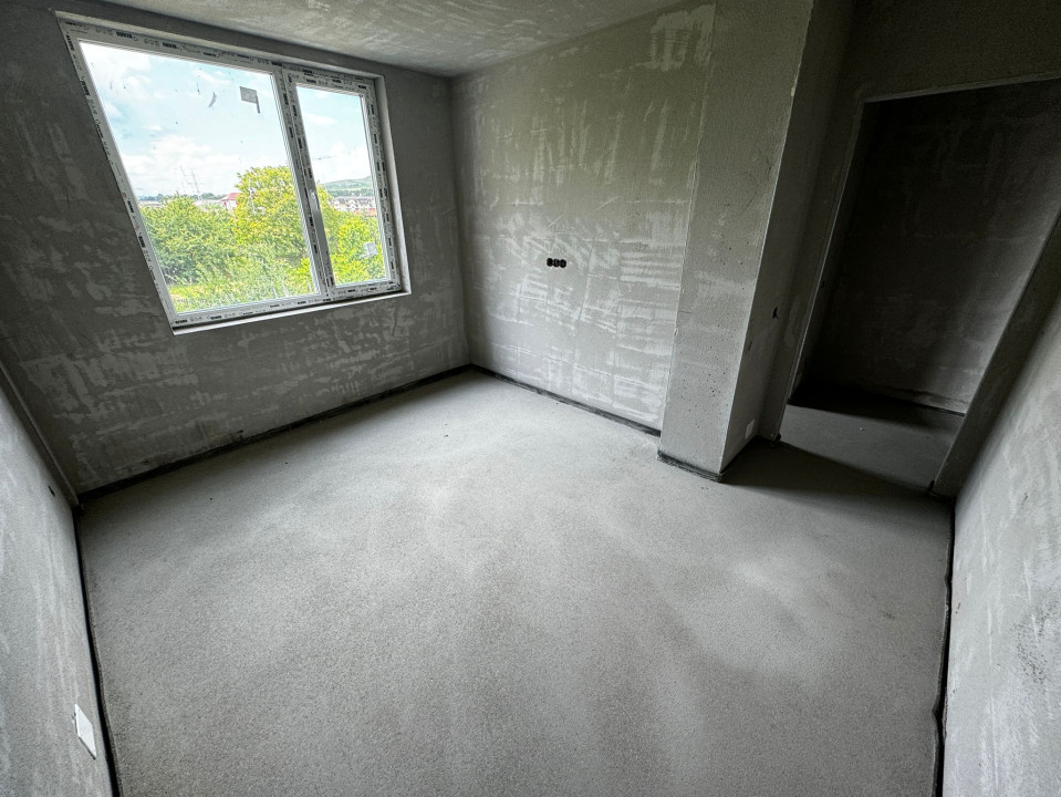 Apartament de 3 camere, 71,34 mp, balcon 8,63 mp, FINISAT zona Muzeul Apei
