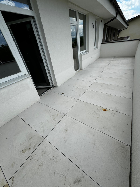 Apartament de 3 camere,zona Muzeul Apei 57,68 mp, terasa 19,44 mp, 