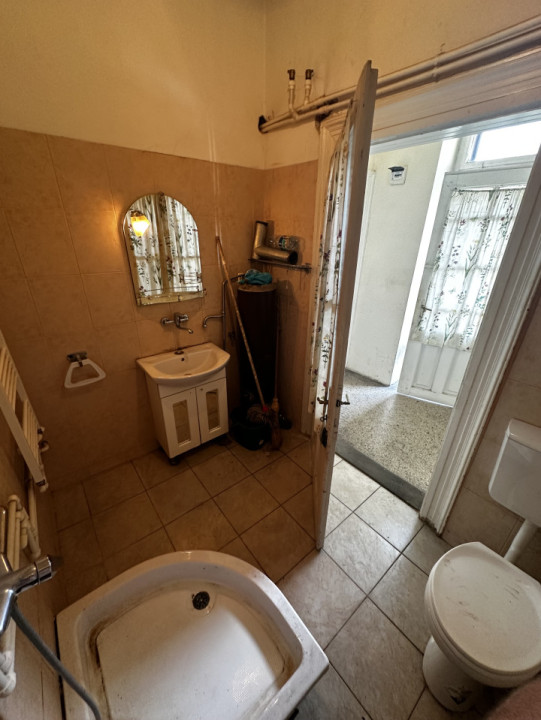 Apartamemt cu 2 camere semicentral, 55 MP