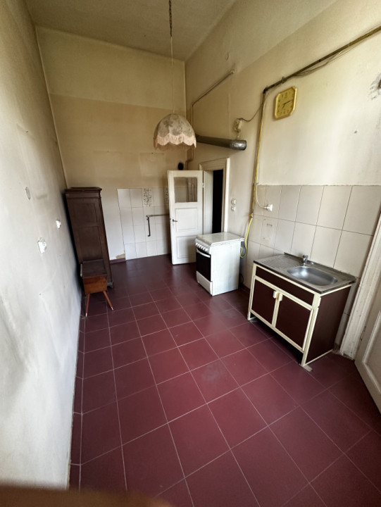 Apartamemt cu 2 camere semicentral, 55 MP