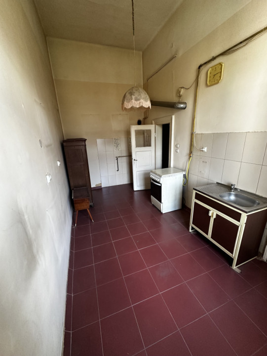 Apartamemt cu 2 camere semicentral, 55 MP