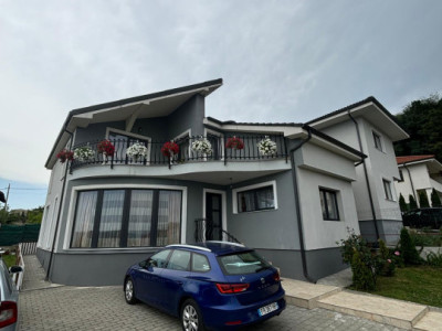 Casa individuala, 5 Camere, 246 mp utili, Zona Dezmir