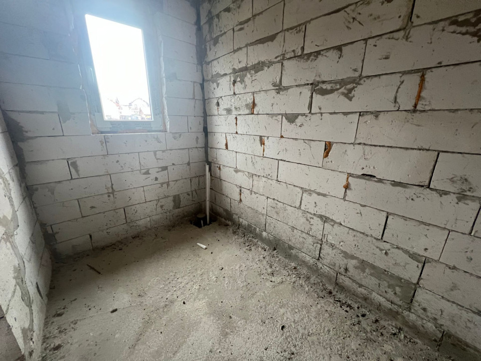 Casa individuală, pe 2 nivele, 110mp utili,500mp teren, zona Chinteni