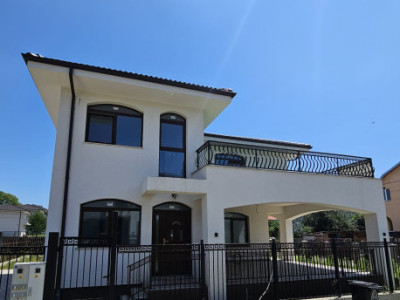Casa individuala, 130 mp, Garaj, teren 380 mp, zona Dezmir