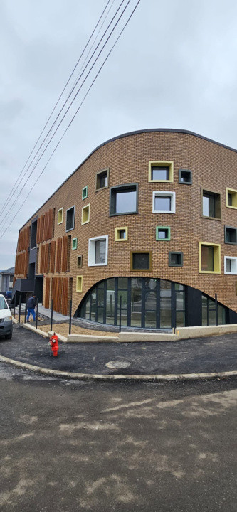 Gradinita/Cresa de vanzare, suprafata utila de 1578mp, Dambul Rotund