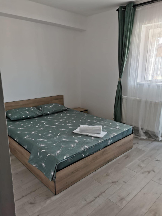 Apartament de 2 camere DECOMANDATE, 53 mp, 2 balcoane, parcare, zona Porii