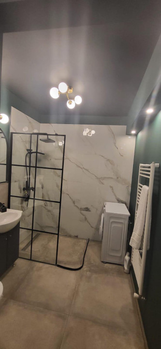 Apartament de 2 camere DECOMANDATE, 53 mp, 2 balcoane, parcare, zona Porii