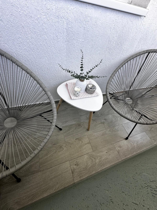 Apartament de 2 camere DECOMANDATE, 53 mp, 2 balcoane, parcare, zona Porii