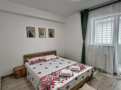 Apartament de 2 camere DECOMANDATE, 53 mp, 2 balcoane, parcare, zona Porii
