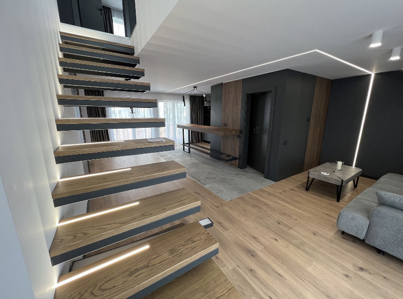 Penthouse pe 2 nivele, semidecomandat, 115mp, zona Dedeman 