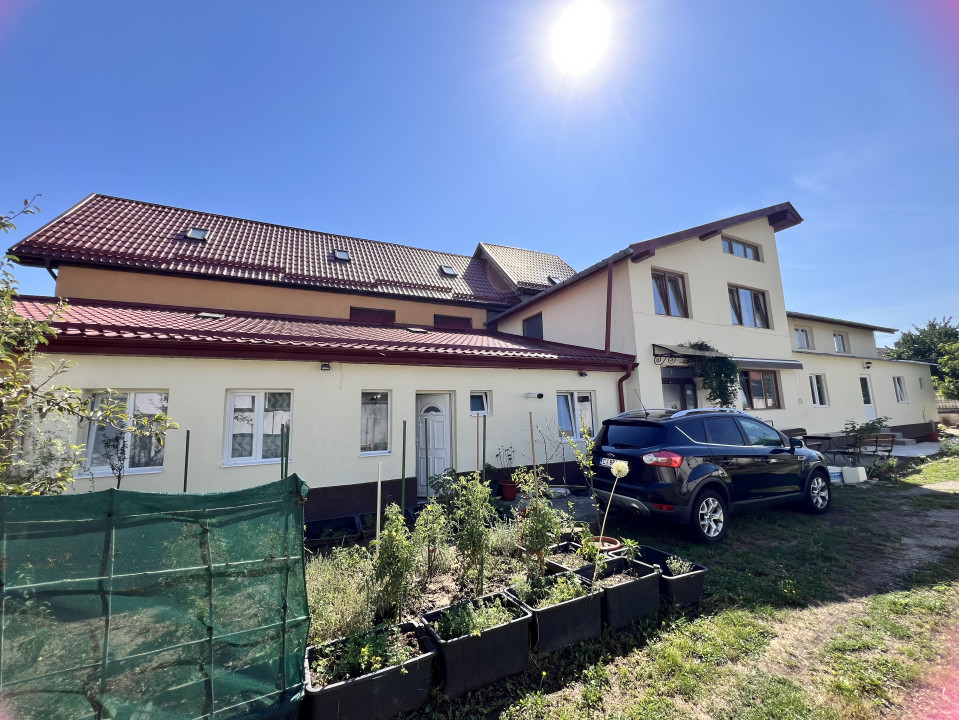 Casa individuala, 200 mp, 2 parcari, ideal pentru grădiniță/investiție