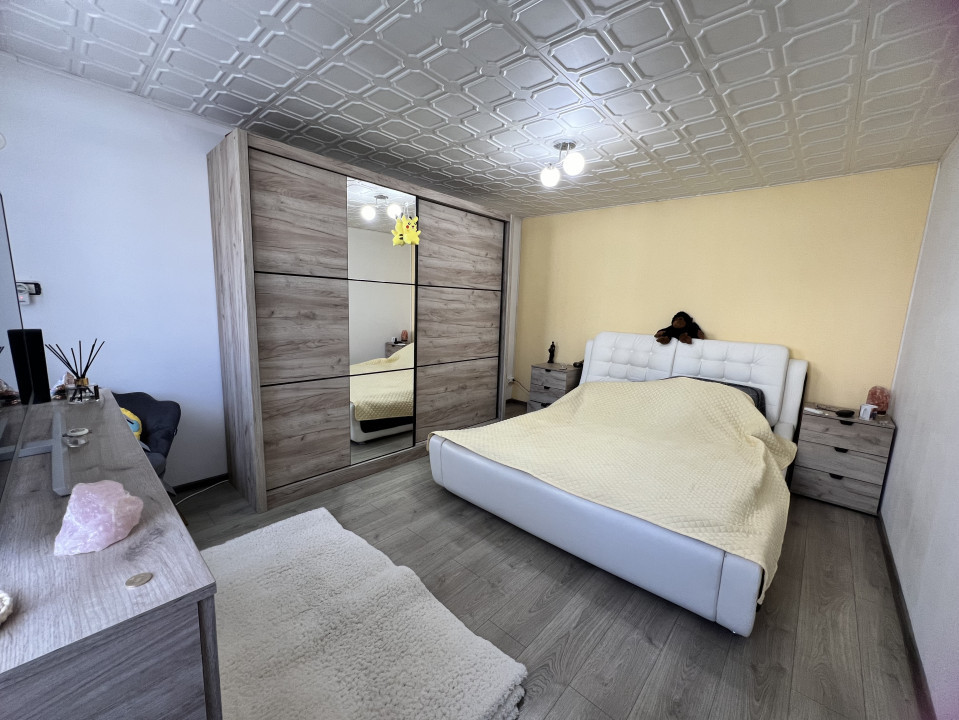 Casa individuala, 200 mp, 2 parcari, ideal pentru grădiniță/investiție