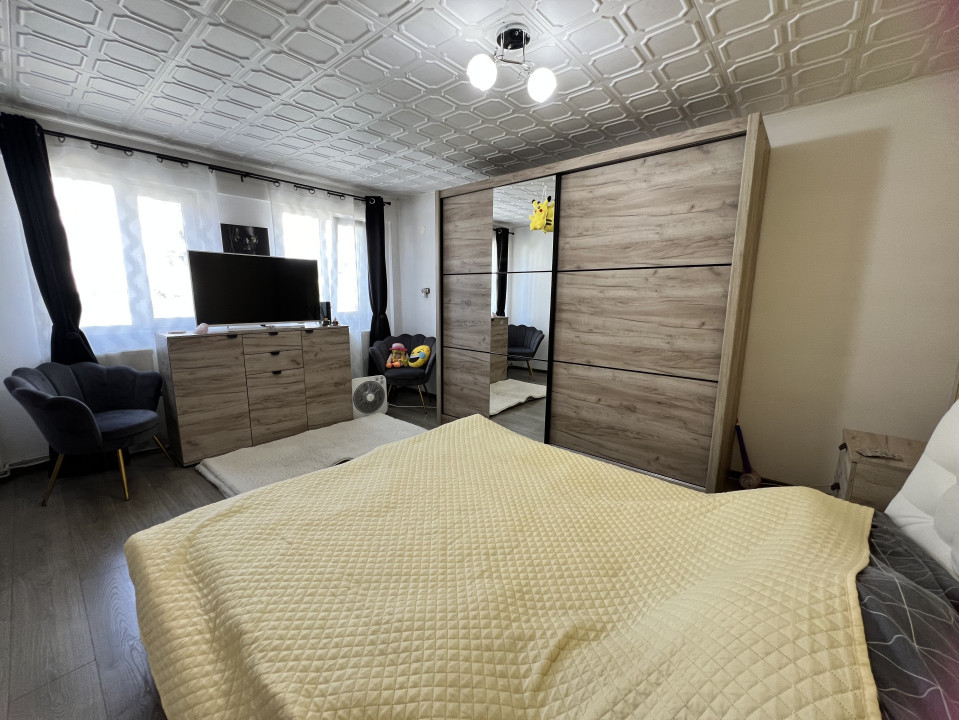 Casa individuala, 200 mp, 2 parcari, ideal pentru grădiniță/investiție