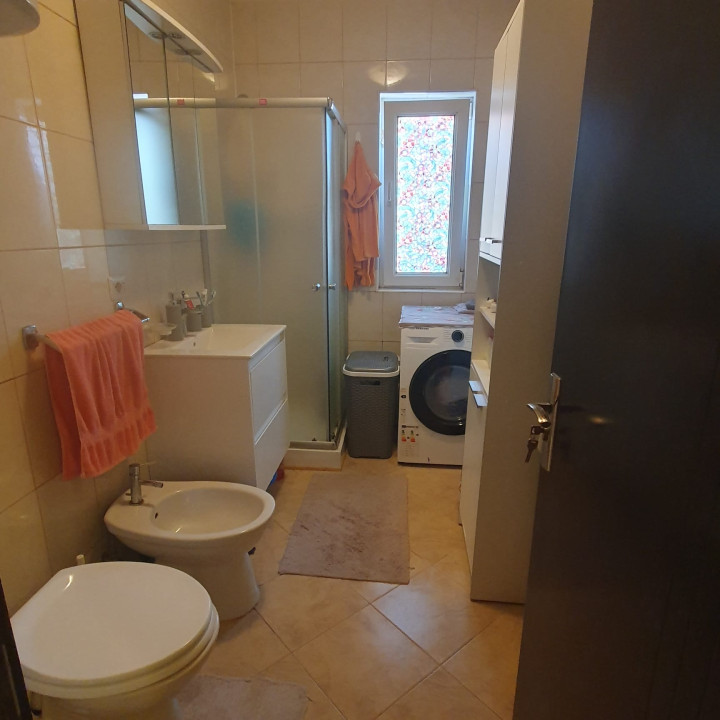 Apartament de o camera, 43mp, zona Valea Garbaului