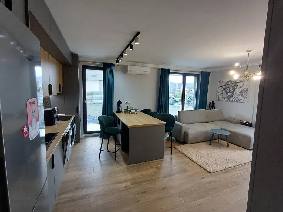 Apartament de 2 camere, parcare subterana, cartier Zorilor 