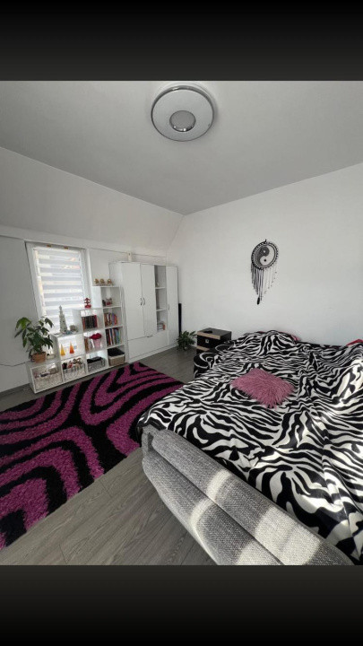 Apartament cu 2 camere  decomandate  si parcare inclusa 