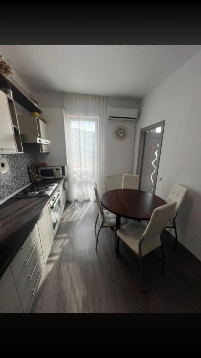 Apartament cu 2 camere  decomandate  si parcare inclusa 