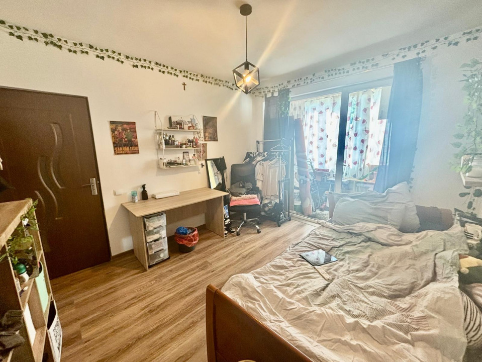 Apartament cu 2 camere decomandate