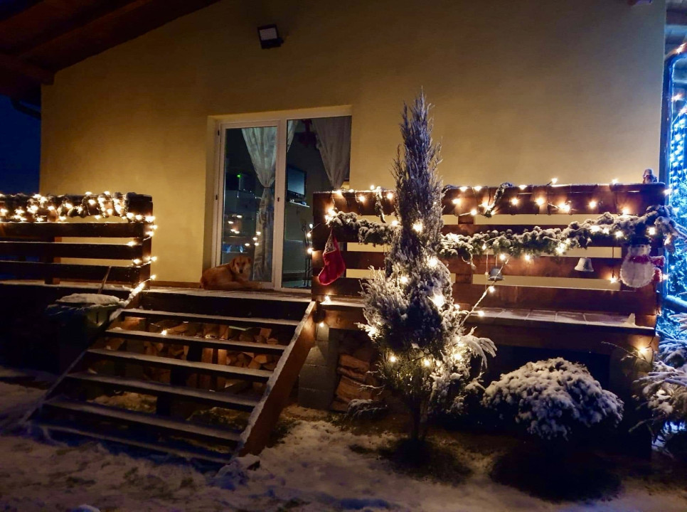 Cabana, 4 camere, 120 mp, teren 410 mp, Marisel