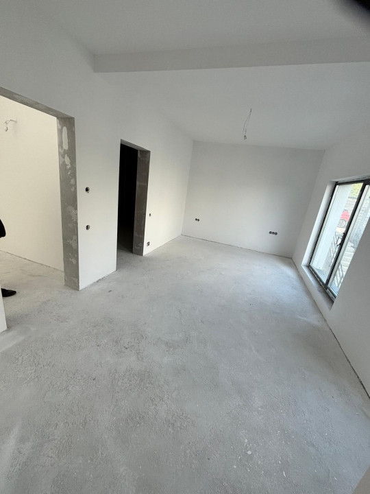 Duplex 4 camere, 2 parcari, 162 mp utili, zona Corneliu Coposu