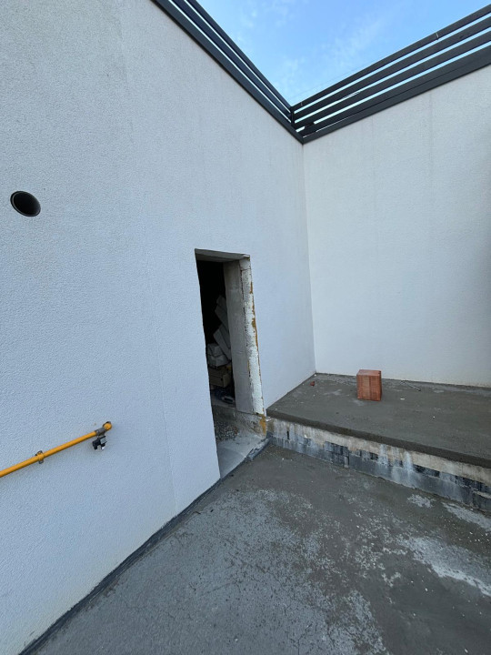 Duplex 4 camere, 2 parcari, 162 mp utili, zona Corneliu Coposu